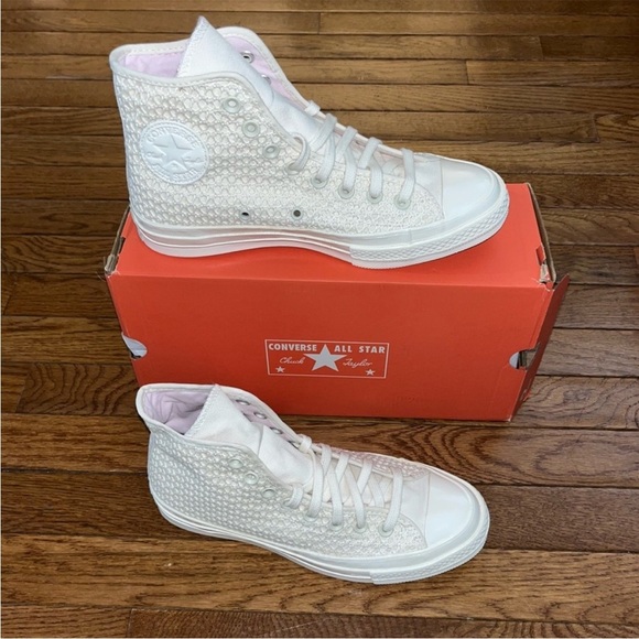 NEW Converse Chuck Taylor All Star 70 High Top
Platform Sneakers - Picture 8 of 15